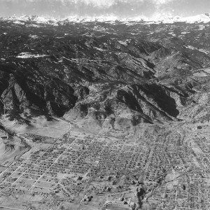Rebecca Loose Valette (PhD’63) submitted this fantastic photo from 1920 of Boulder and its mountains.
