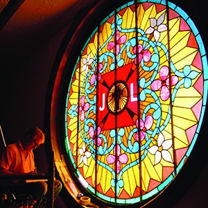 Glass2_Canon City Methodist Round Window-featured-image