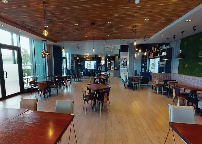 Top Cheap Hotels Close to Elstree Studios